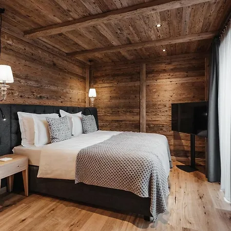 Hotel Kolfuschgerhof Mountain Colfosco