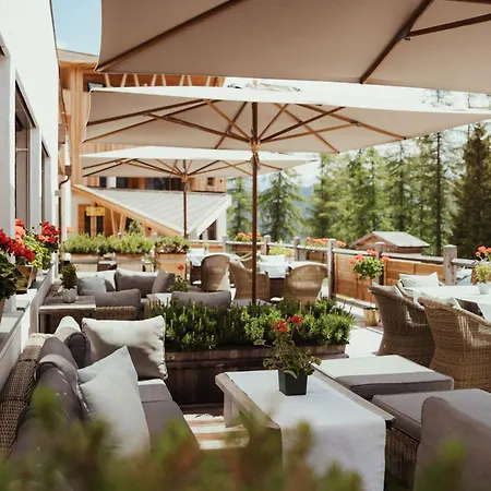 Kolfuschgerhof Mountain 4*