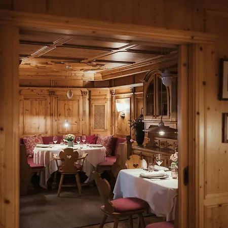 Kolfuschgerhof Mountain 4* كولفوسكو