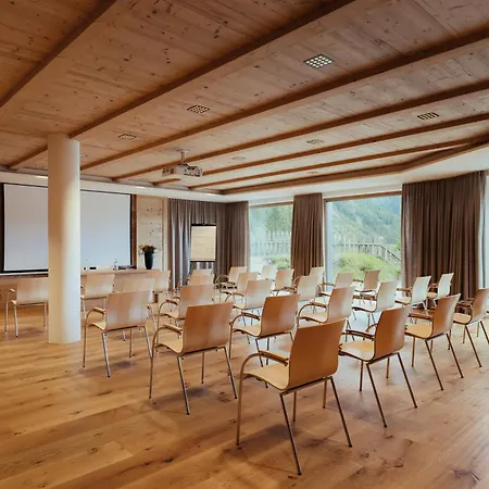 Kolfuschgerhof Mountain Hotel
