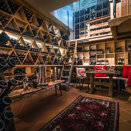 Hotel Kolfuschgerhof Mountain 4*